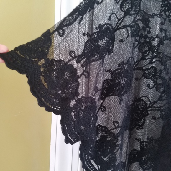 Cupio Sheer Black Lace Oversized Top - Picture 2 of 6